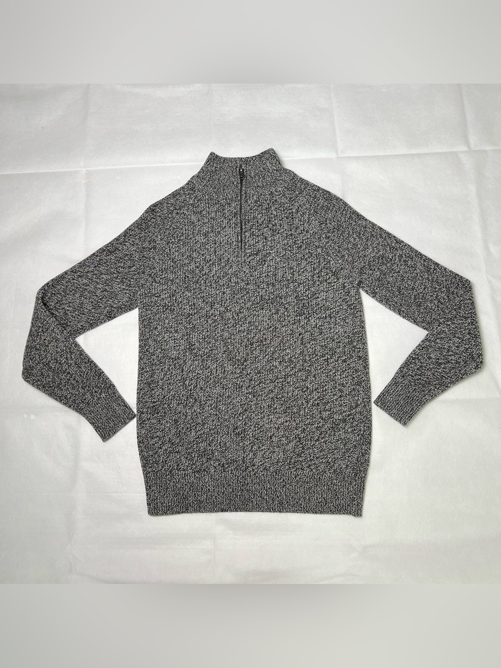 GAP Men's Charcoal Gray Zip Mock Neck Sweater